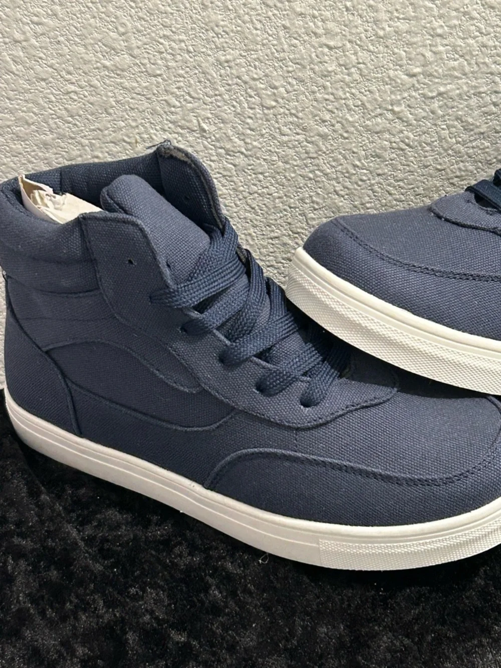 Youth Blue High‑Top Sneakers – Size 5 – Brand New